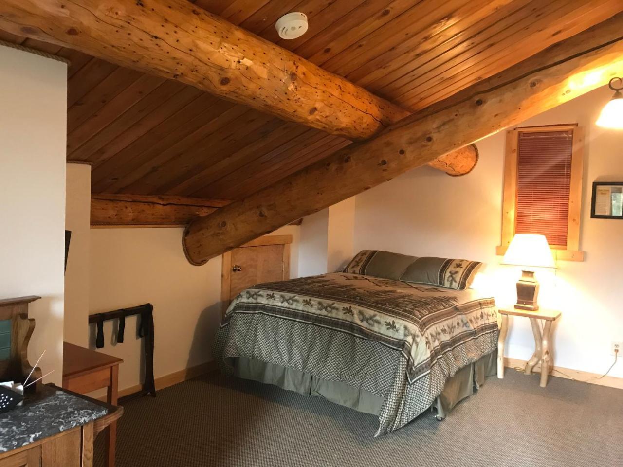 גלנאלן Lake Louise Lodge, Alaska מראה חיצוני תמונה